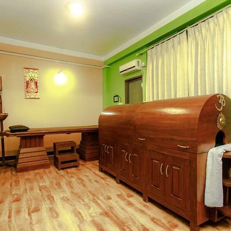 Nepal Ayurveda Home Катманду Экстерьер фото
