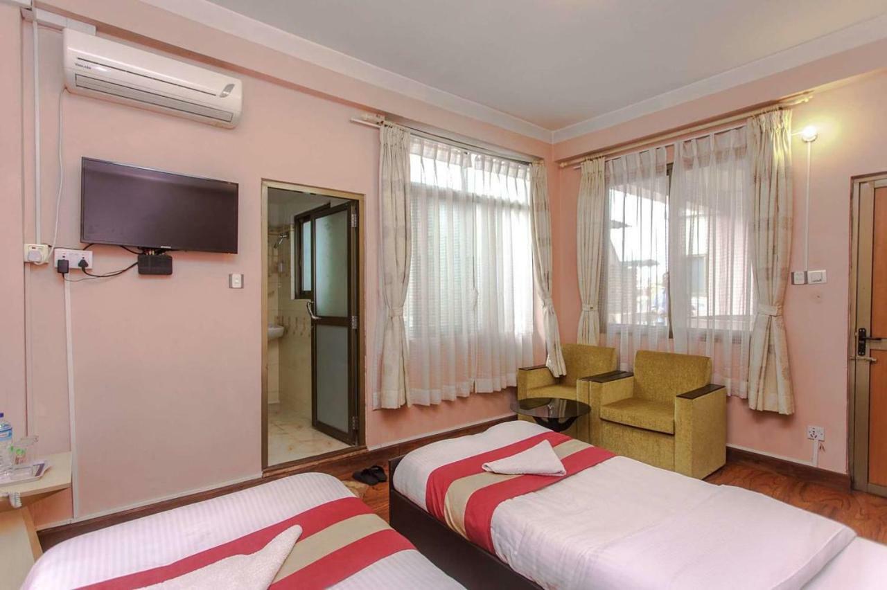 Nepal Ayurveda Home Катманду Экстерьер фото
