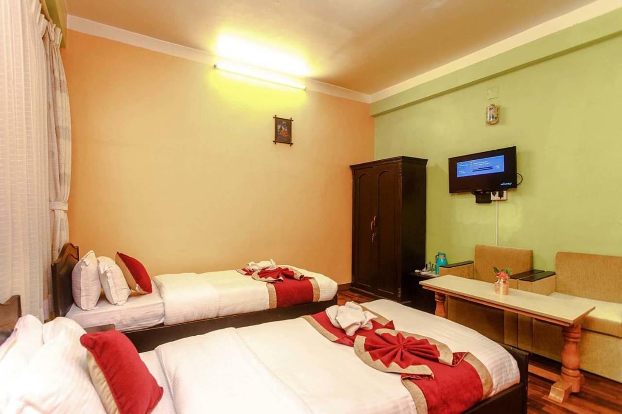 Nepal Ayurveda Home Катманду Экстерьер фото